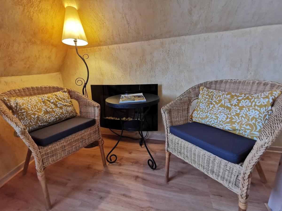 Un Jardin Dans La Falaise Appartement Cabrerets