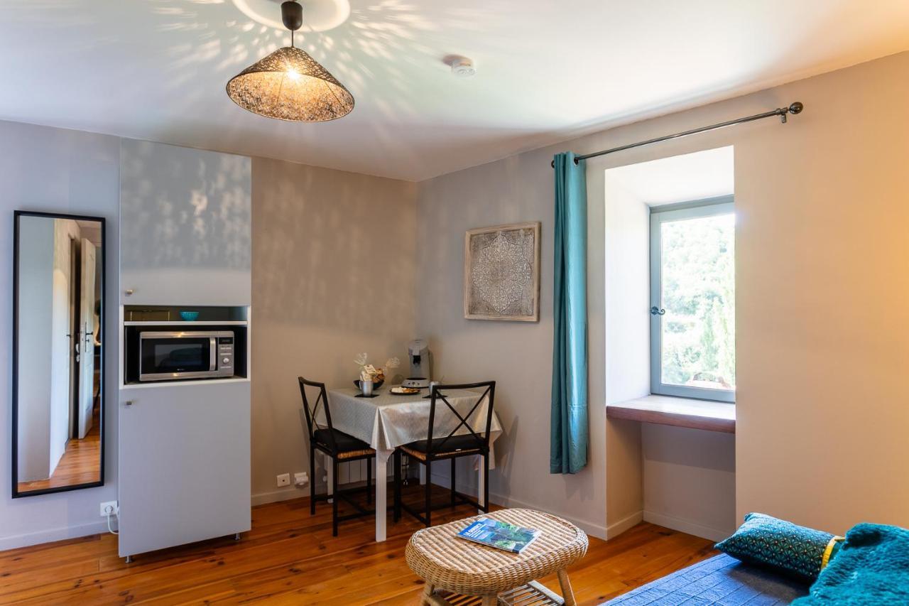 Un Jardin Dans La Falaise Apartment Cabrerets